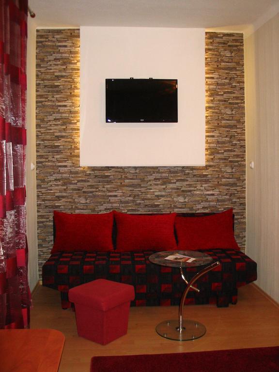 Fortuna Hotel Miskolc Exterior photo